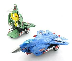 BUMP & GO F16 ROBOT - Transformeeruv h&auml;vituslennuk