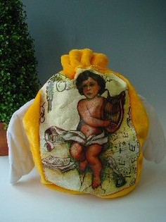 Suur kingikott inglitiibadega (2 tk)