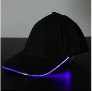 VALGUSTUSEGA LED NOKAMÜTS / PEOMÜTSID - VÄRV: LILLA (12 tk)