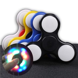 LED FIDGET SPINNER VALGUSTUSEGA ***2017. AASTA HITT*** (17 tuld)
