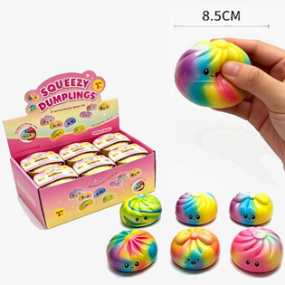 RAGE - Vikerkaarev&auml;rvilised Squishy pelmeenid SUURED - PU-vaht, 8.5x8.5x4.8 cm (12 tk)